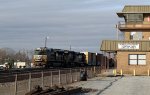 NS 1189 leads train P80 into the yard